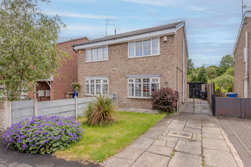 Property photo 1 of 11