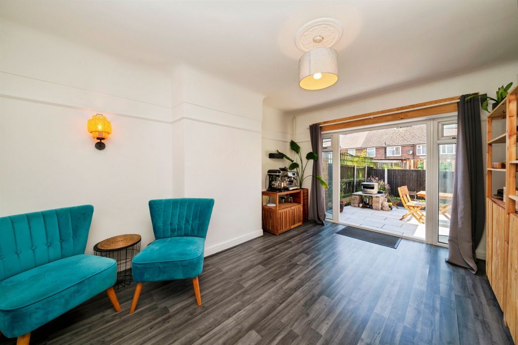 Property photo 2 of 22