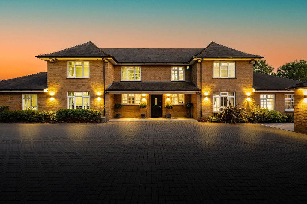 Property photo 1 of 56