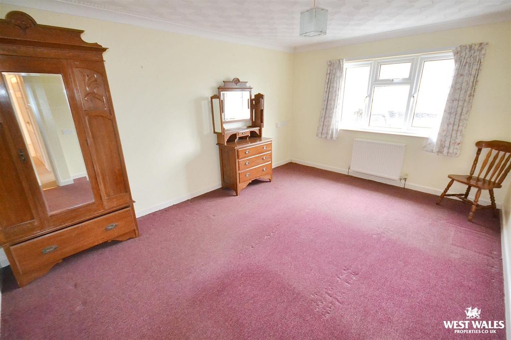 Additional image 19 of 6 bed detached bungalow for saleKings Park, Templeton, Narberth SA67