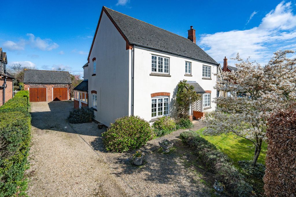 Property photo 1 of 26