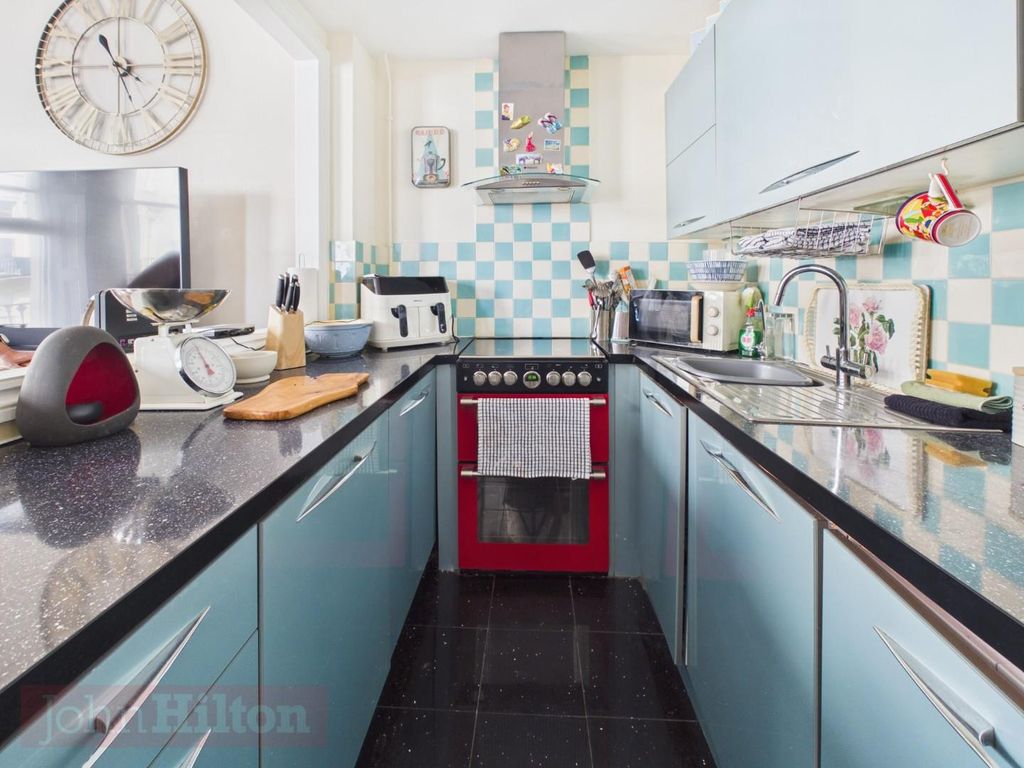 Property photo 3 of 8 Pr0725-Still003.Jpg