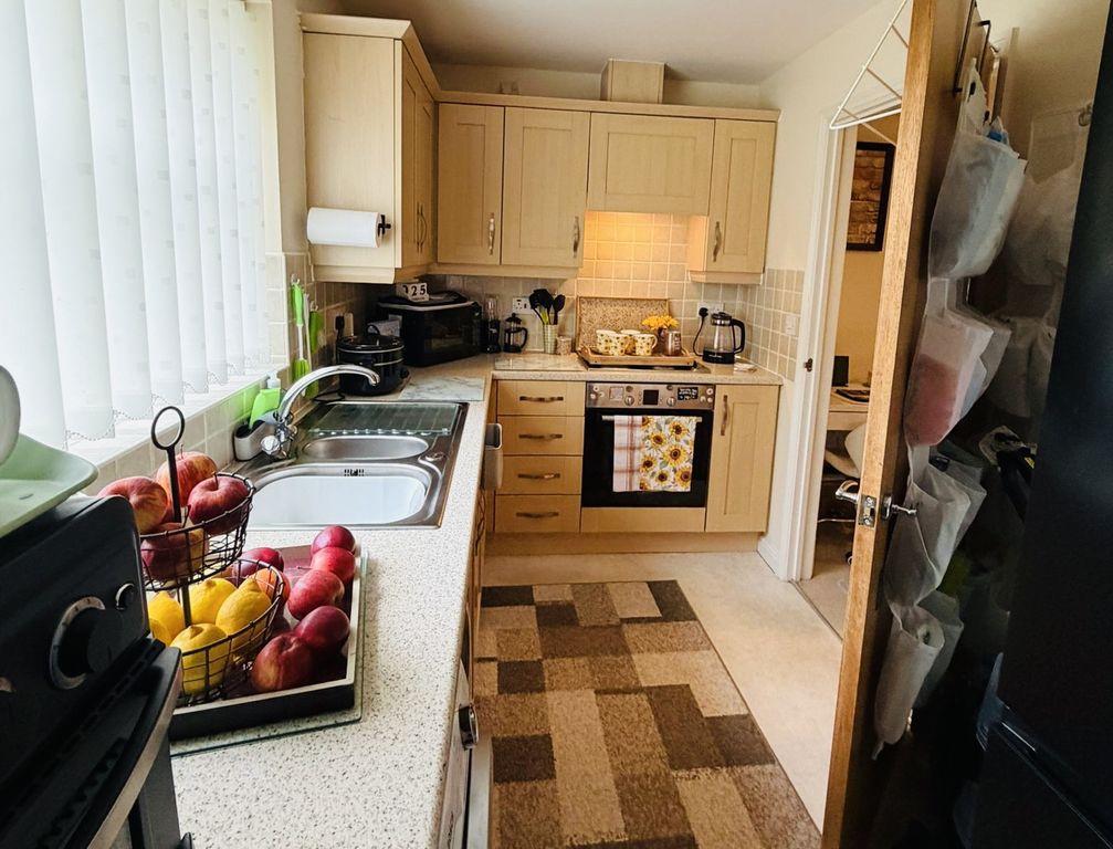 Additional image 7 of 2 bed flat for saleHigh-Yield Investment Opportunity: Heys Hunt, Leyland PR25