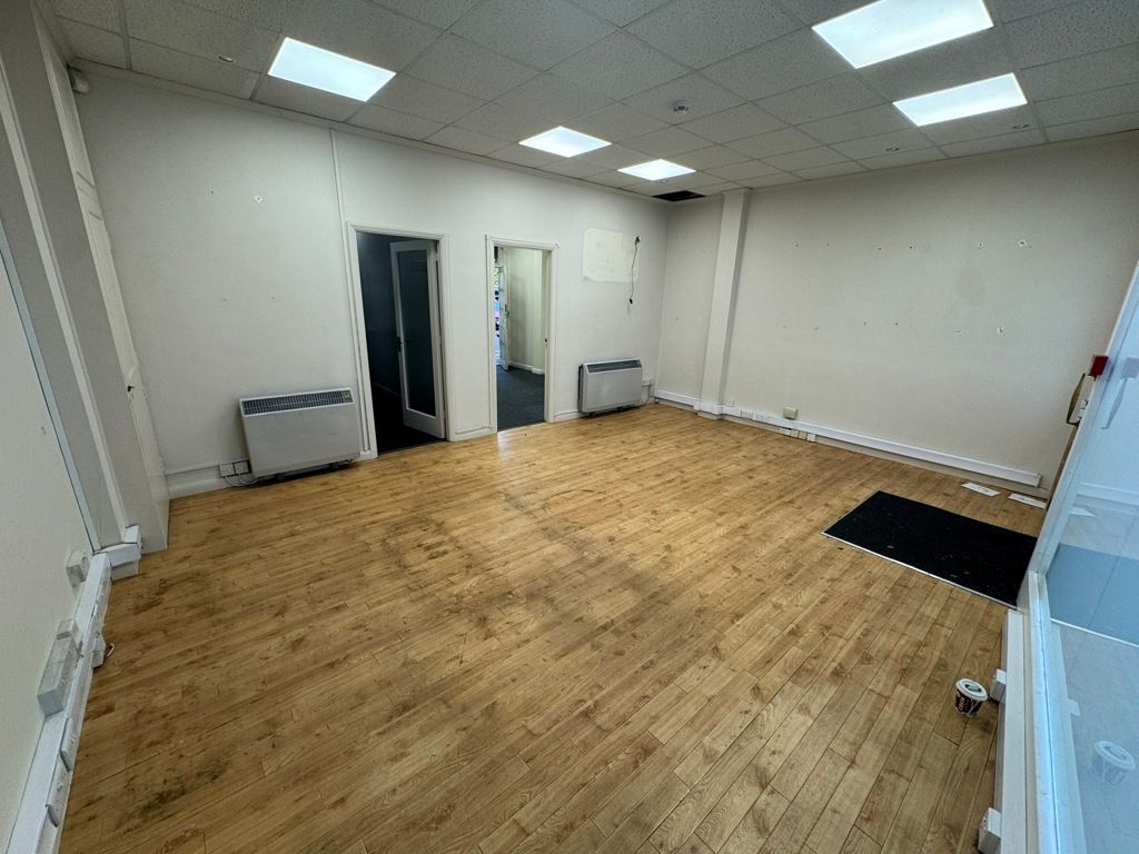 Property photo 2 of 7 Photo 6