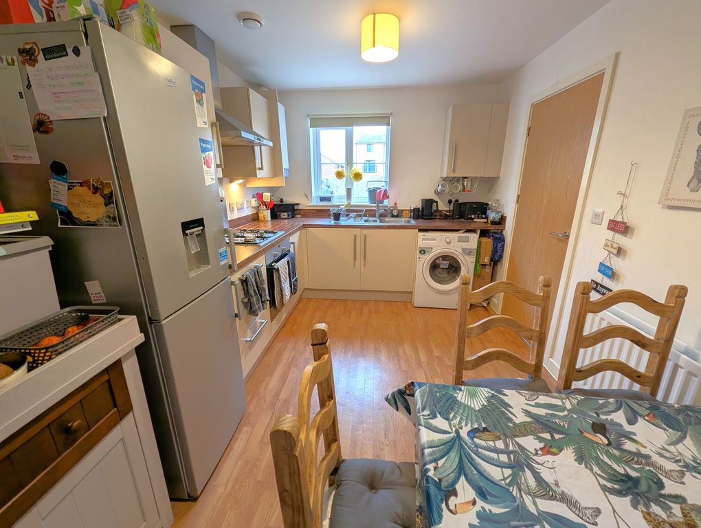 Property photo 3 of 13