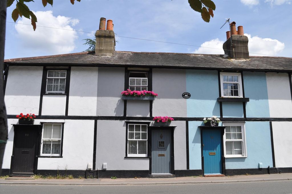 Property photo 1 of 8