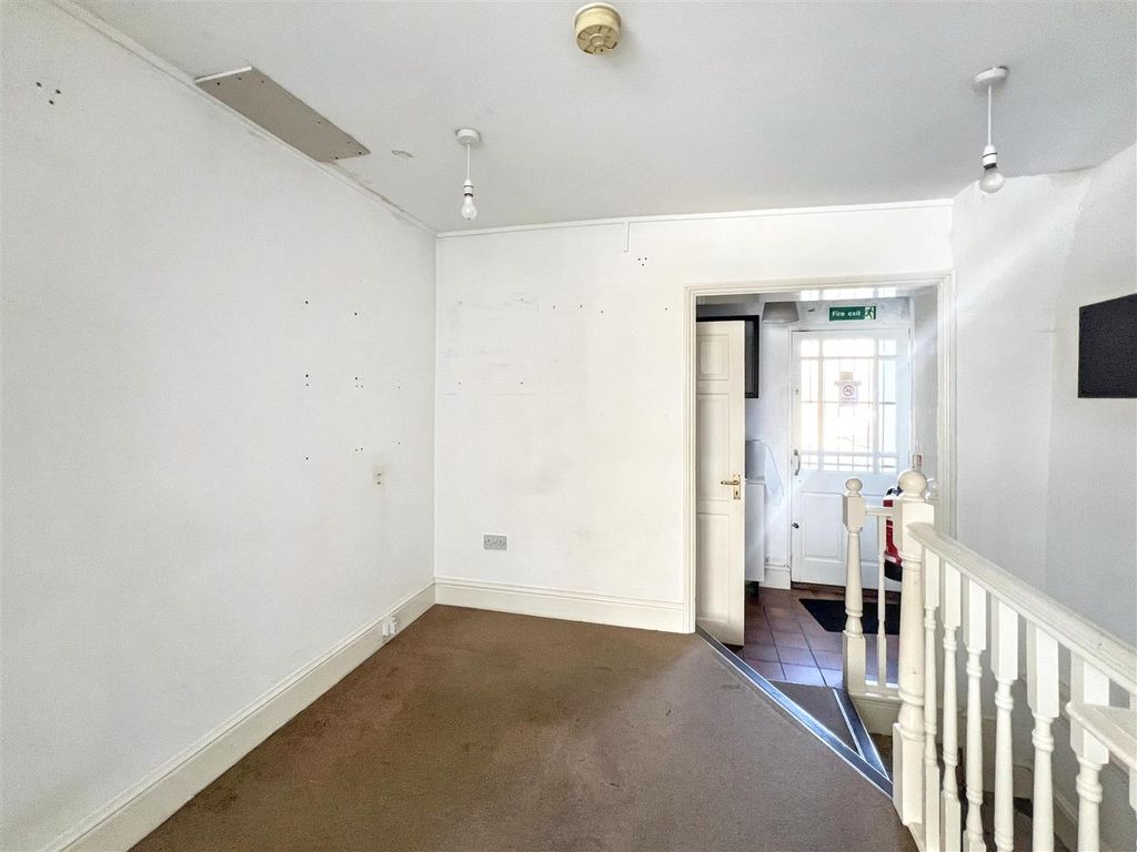 Property photo 3 of 7 Img_1618.Jpg