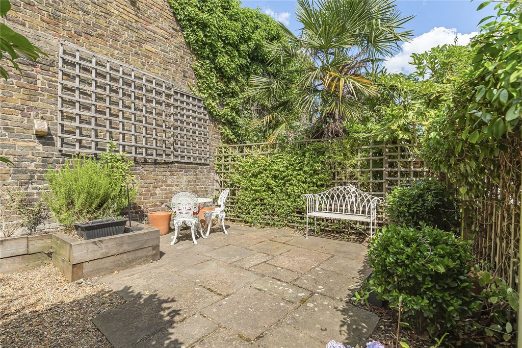 Property photo 3 of 12 Picture No. 06