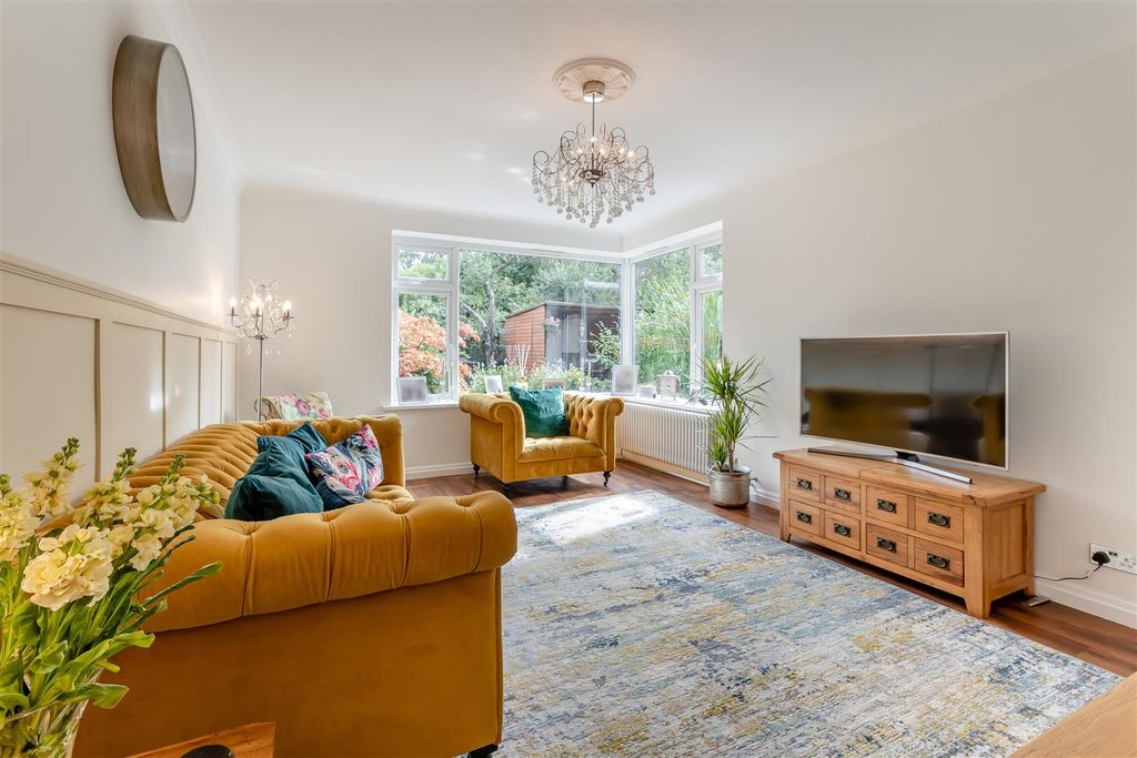 Property photo 3 of 57 8662257-Interior26.Jpg