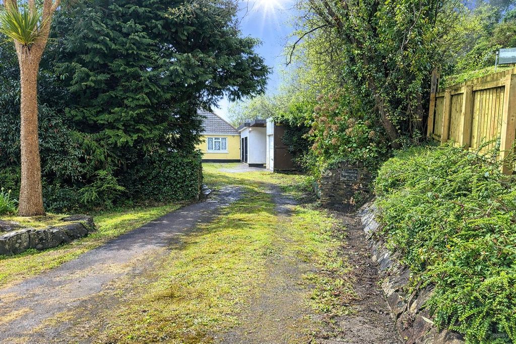 Property photo 2 of 23 Picture No. 03