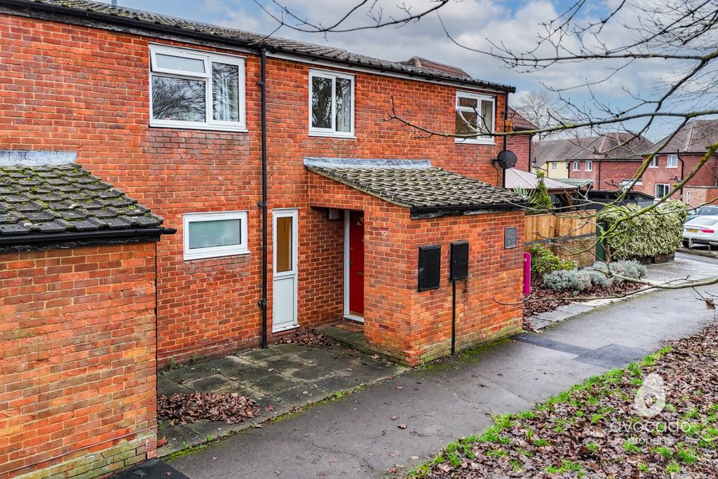 Property photo 1 of 24 4746943