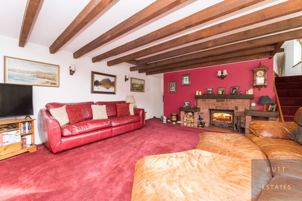 Property photo 3 of 21