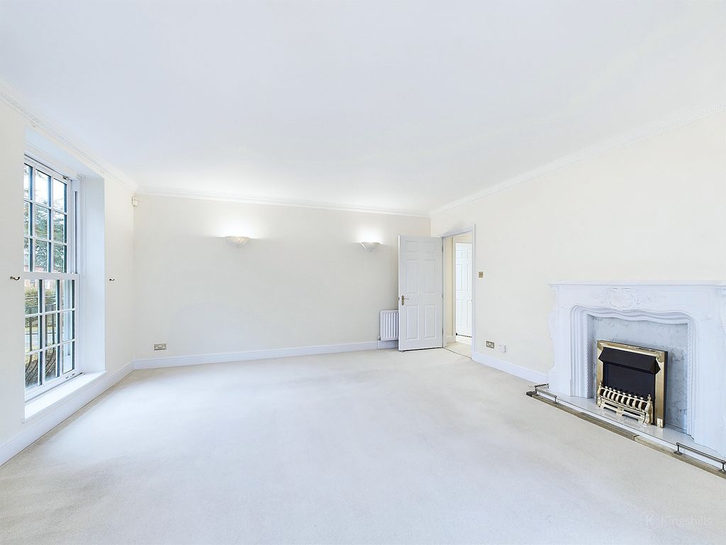 Property photo 3 of 13 Drawing Room