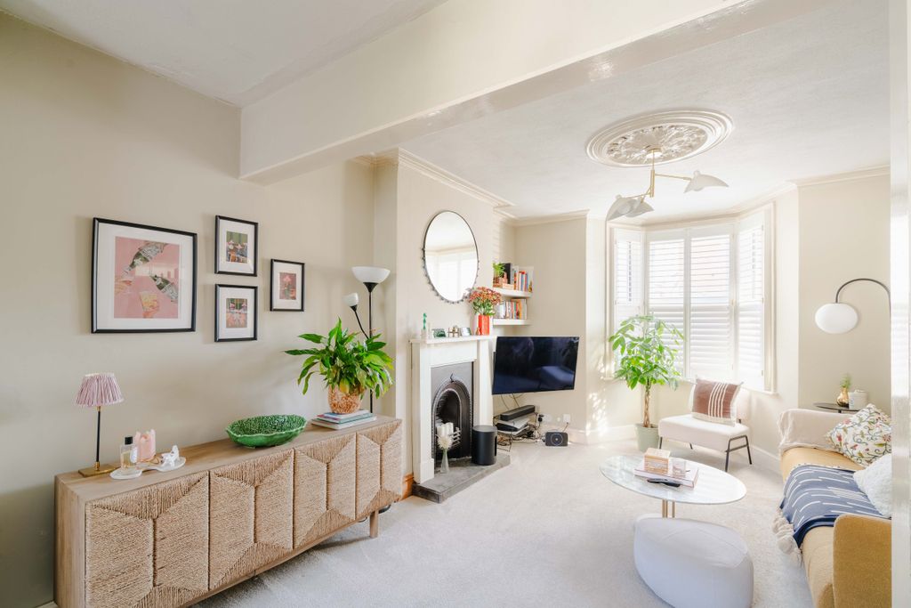 Property photo 3 of 21 Photo 3