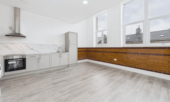 Property photo 3 of 7 Gallery