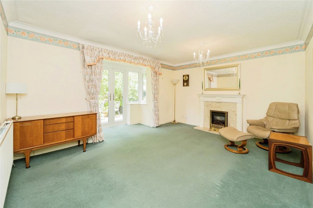 Property photo 2 of 17 Picture No. 02