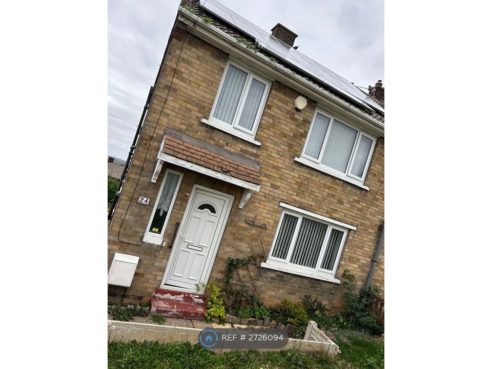 Property photo 1 of 18 Front