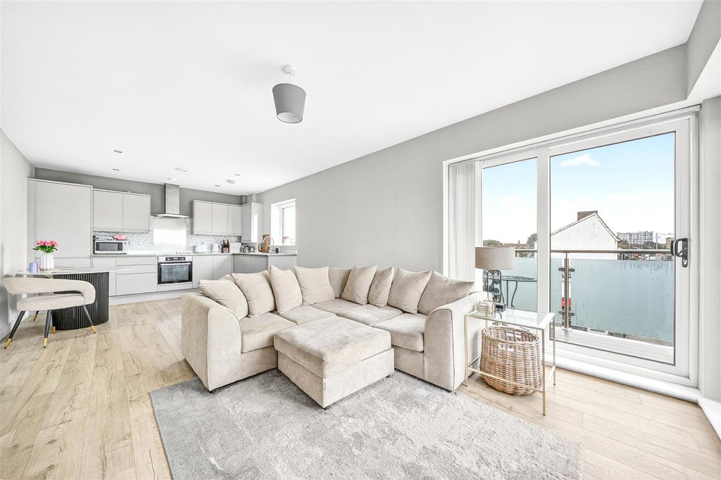 Property photo 3 of 15 03.Jpg