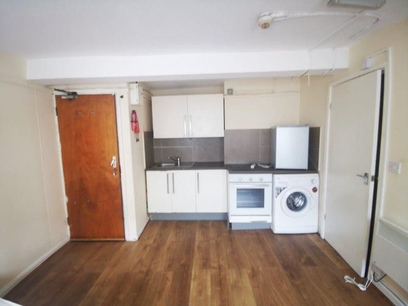 Property photo 3 of 4