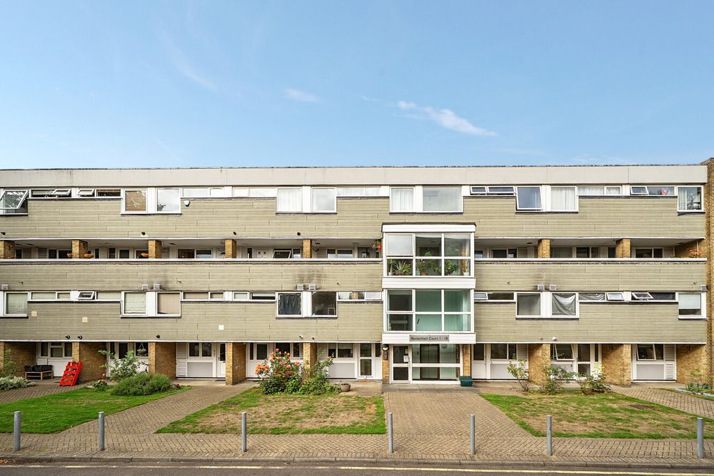 Property photo 1 of 12 1523639-1-6Ab24Ab...