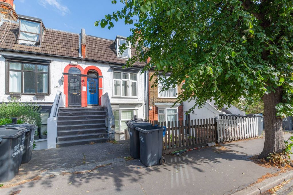 Property photo 1 of 8