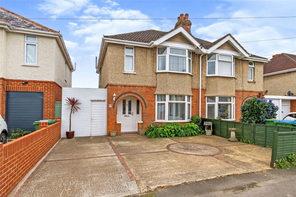 Property photo 1 of 14 Photography