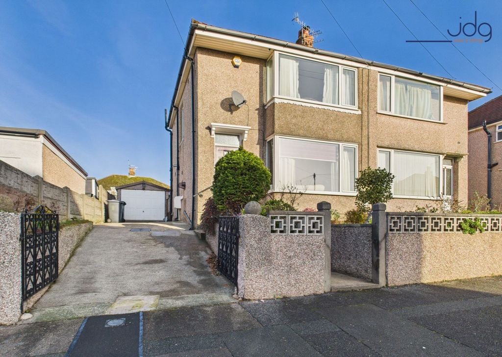 Property photo 1 of 16 Welcome To Brendjean Road