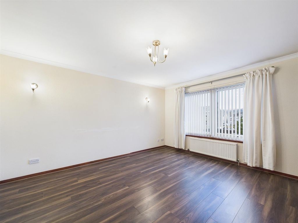 Property photo 2 of 13 Cam01486G0-Pr0941-Still011.Jpg