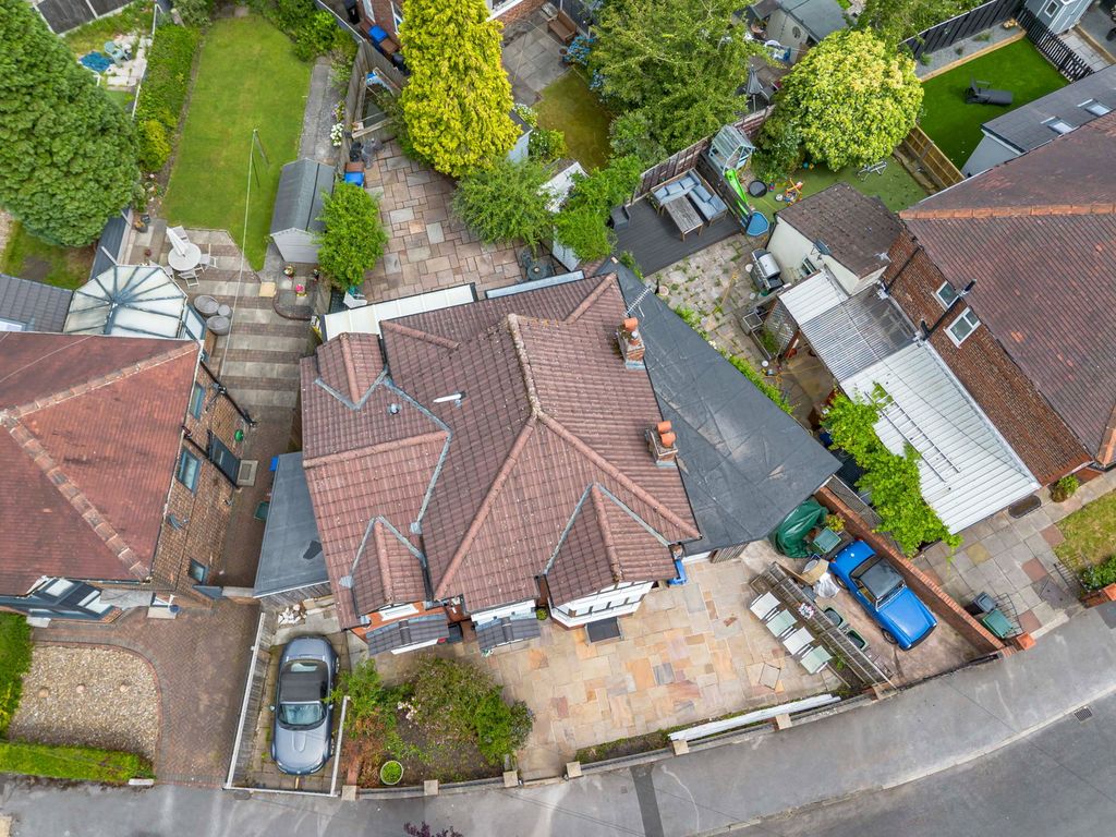 Property photo 1 of 48