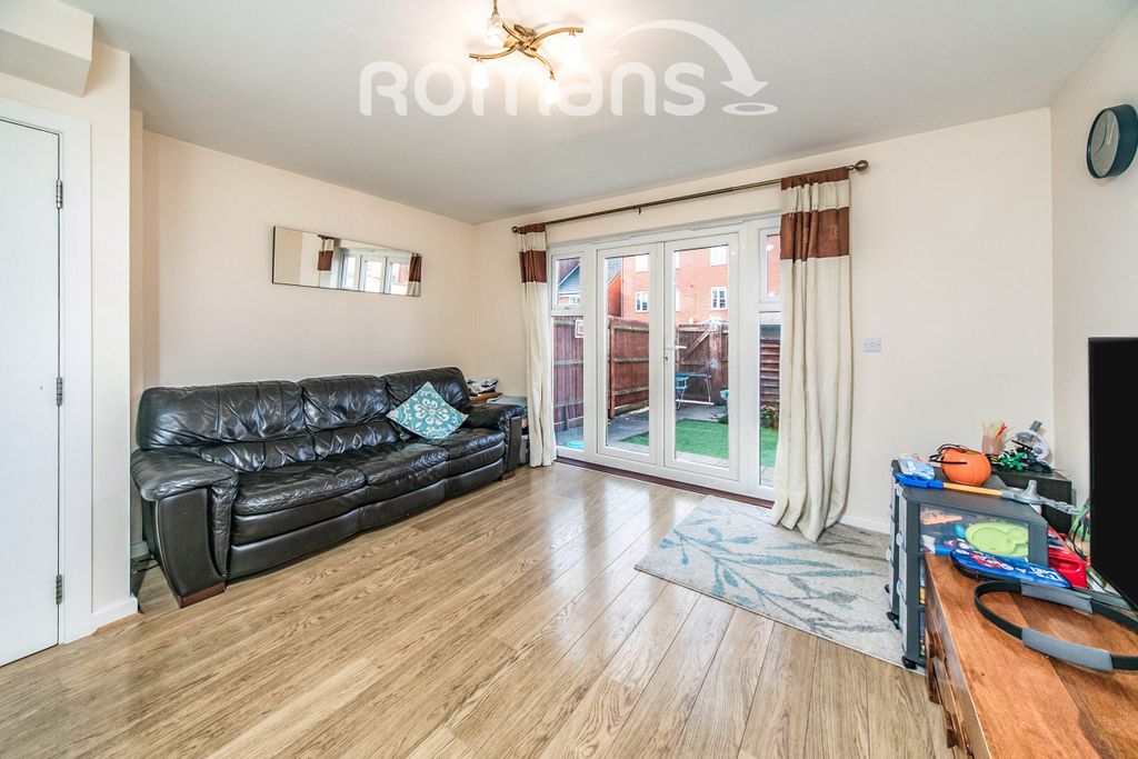 Property photo 3 of 10 21B61E49-Bf0A-4Cca-B