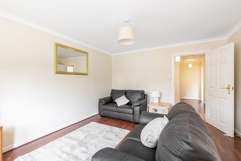 Property photo 3 of 12 Property Image 5