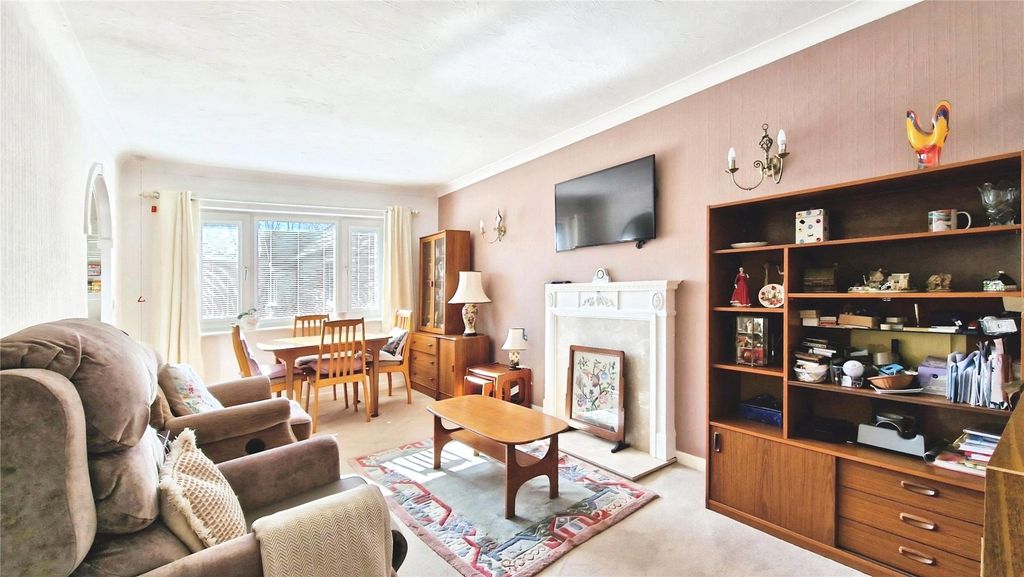 Property photo 3 of 9 Picture No. 23