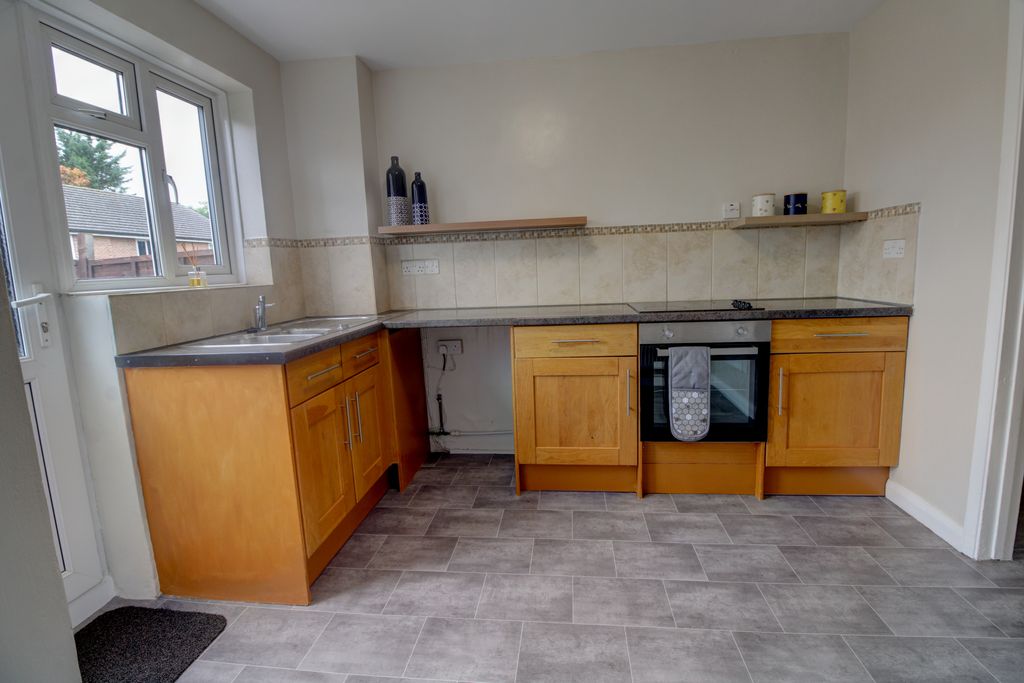 Property photo 3 of 12 Photo #3