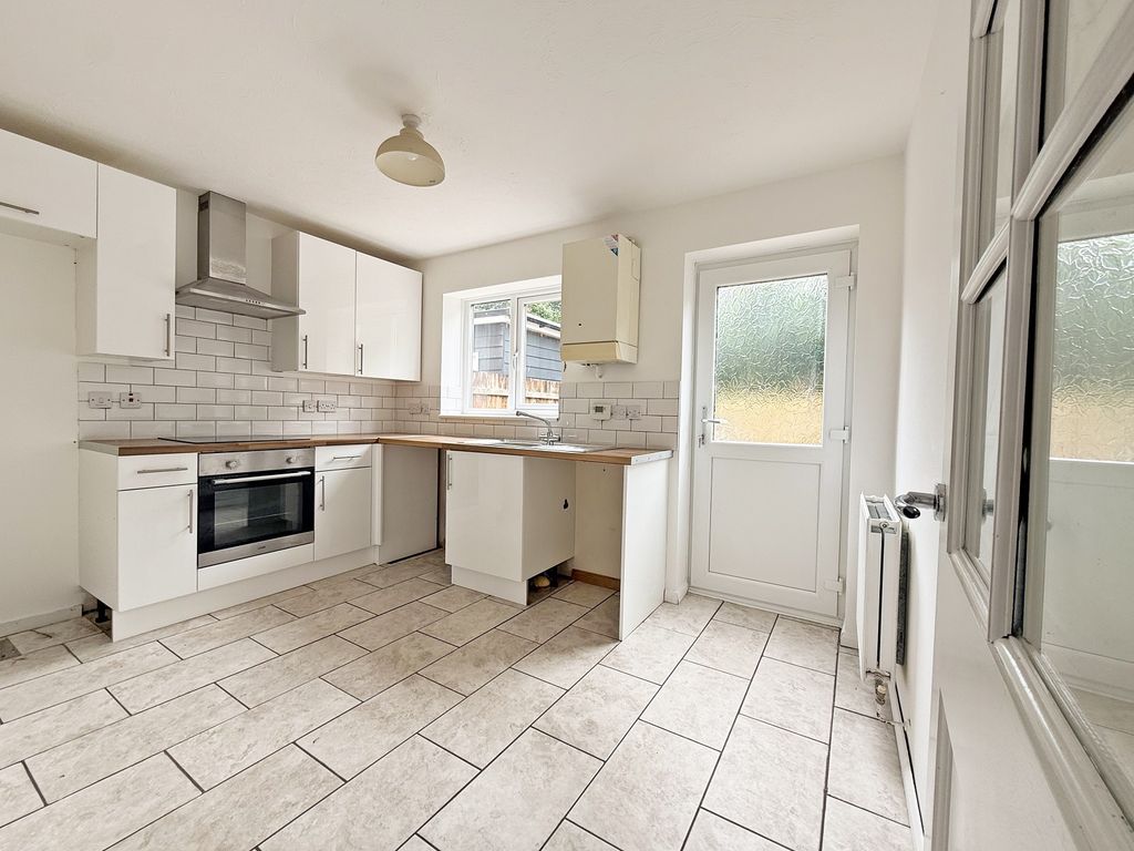 Property photo 3 of 20 Kitchen-Diner