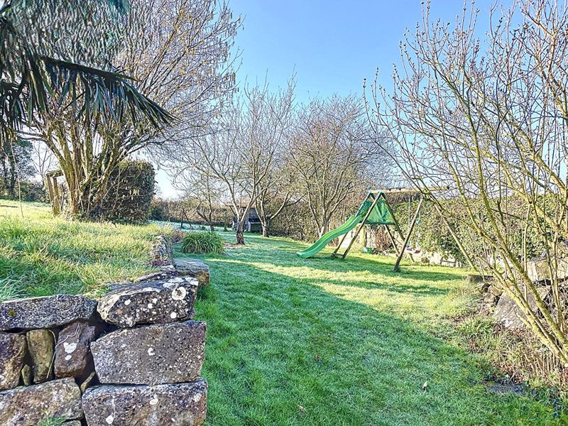 Property photo 2 of 15 Photo 13