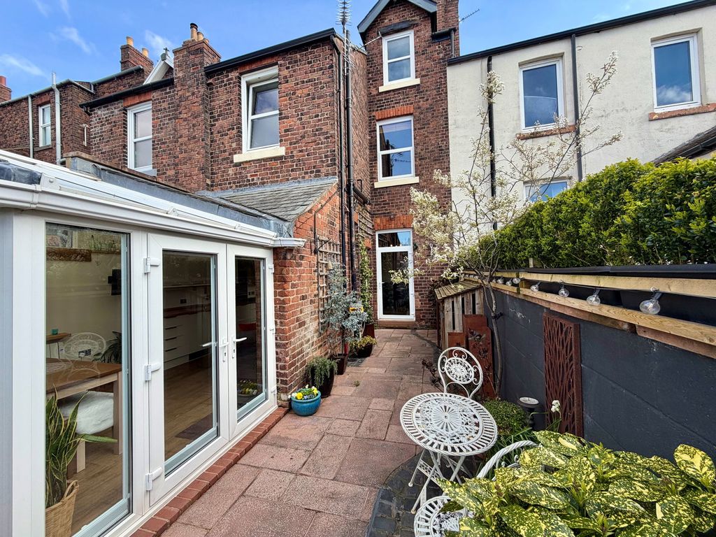 Property photo 1 of 41