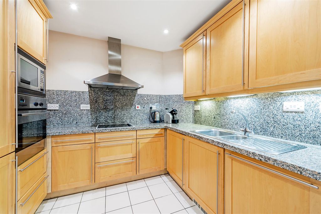 Property photo 2 of 13 Kitchen