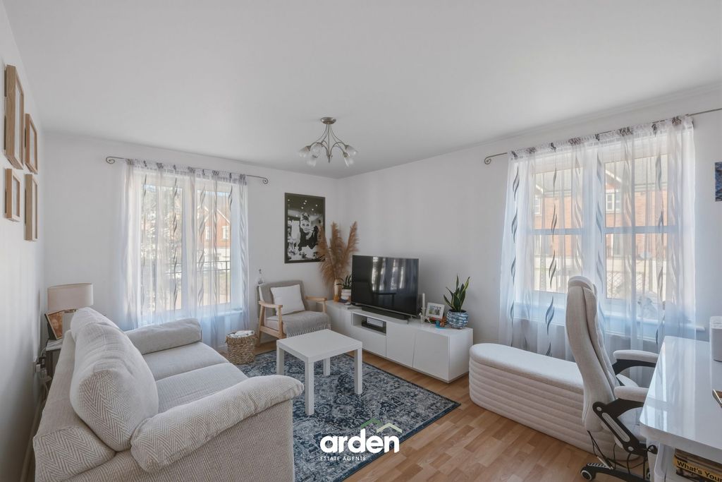 Property photo 2 of 7