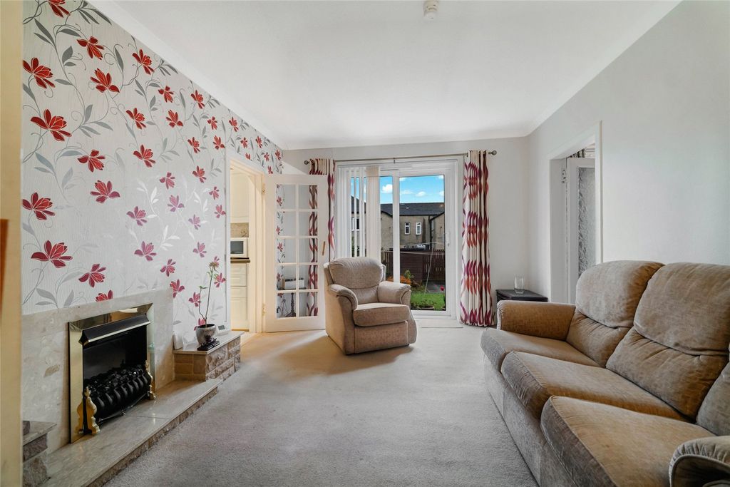 Property photo 2 of 21 Picture No. 04