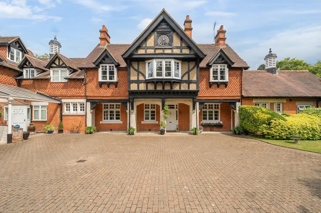 Property photo 1 of 20 External View