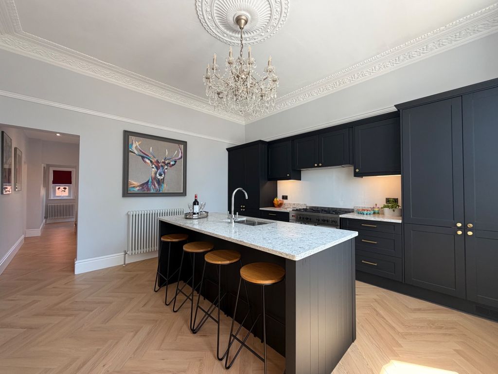 Property photo 3 of 53 5314873