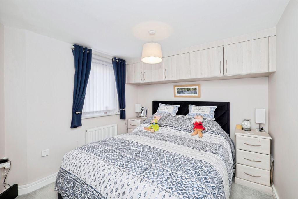 Property photo 3 of 10 Pbox-Img.Jpg