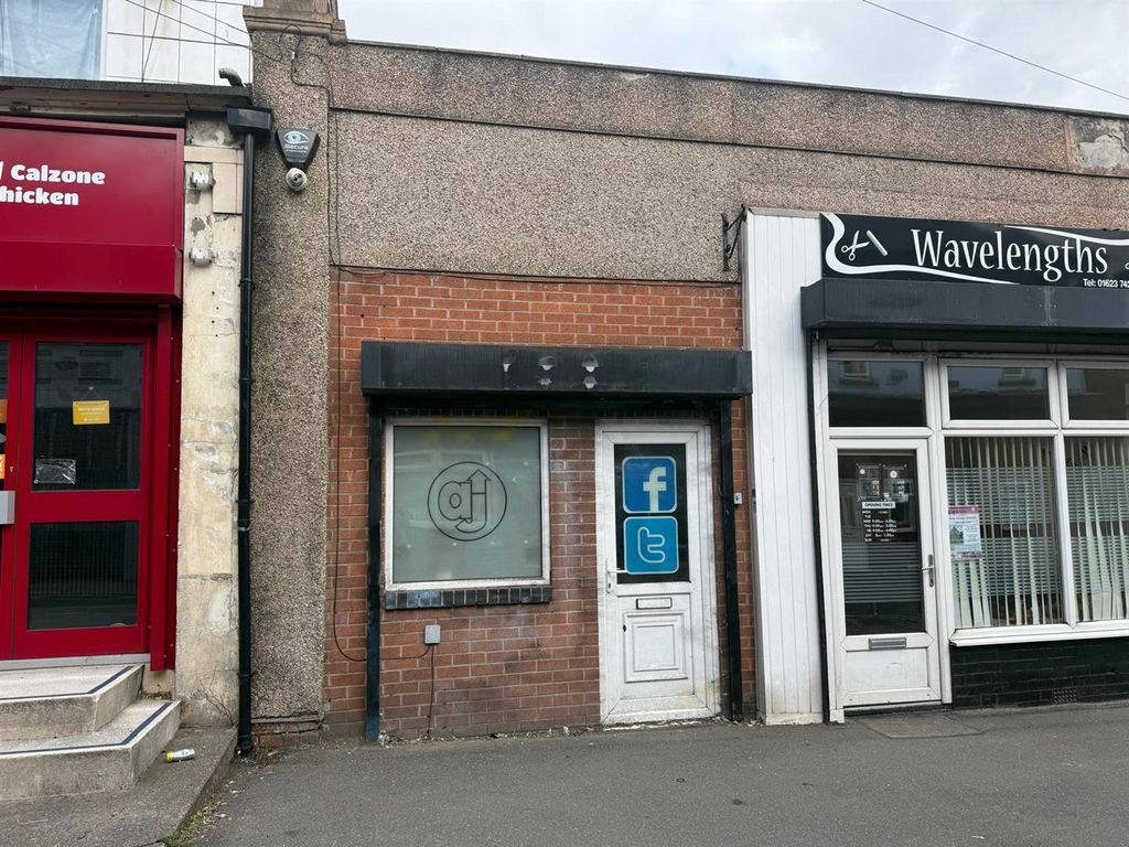 Property photo 1 of 4 Shop Front.Jpeg