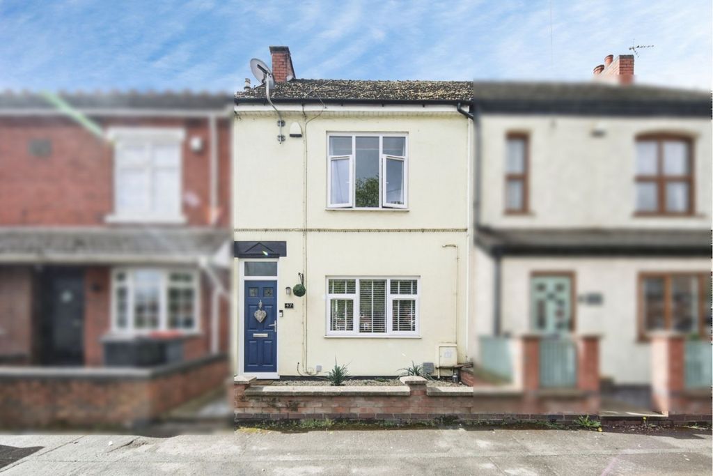 Property photo 1 of 18