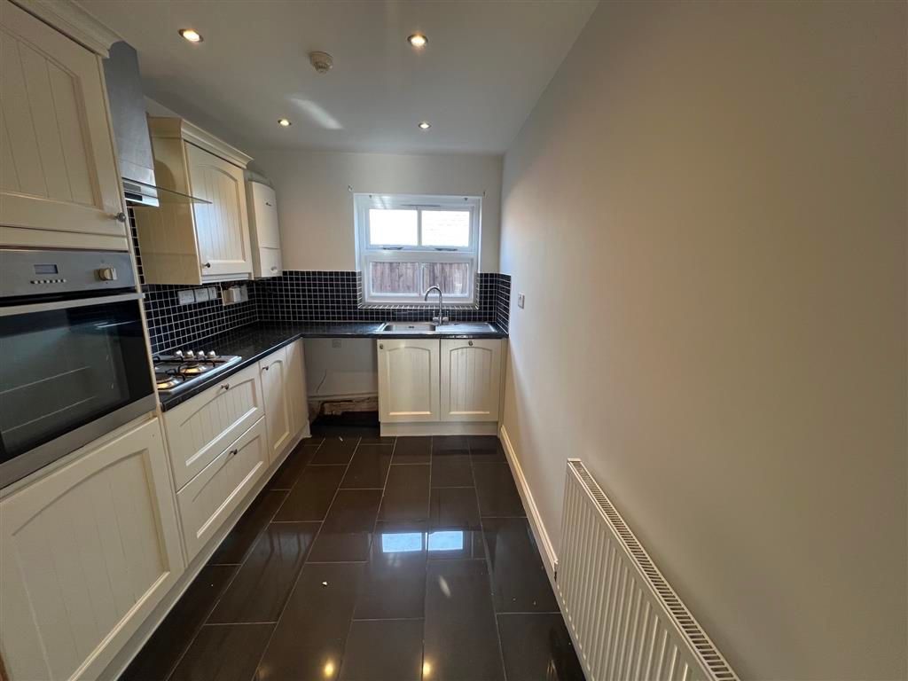 Property photo 3 of 12 Image