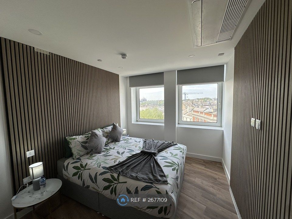 Property photo 1 of 10 Bedroom Pic 1