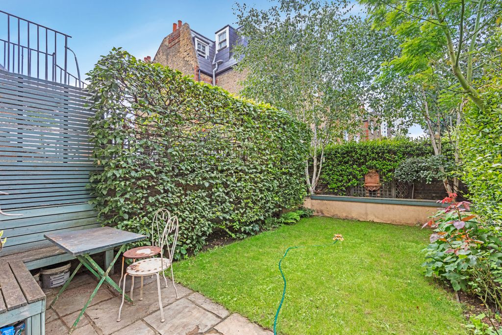 Property photo 1 of 11 Photo