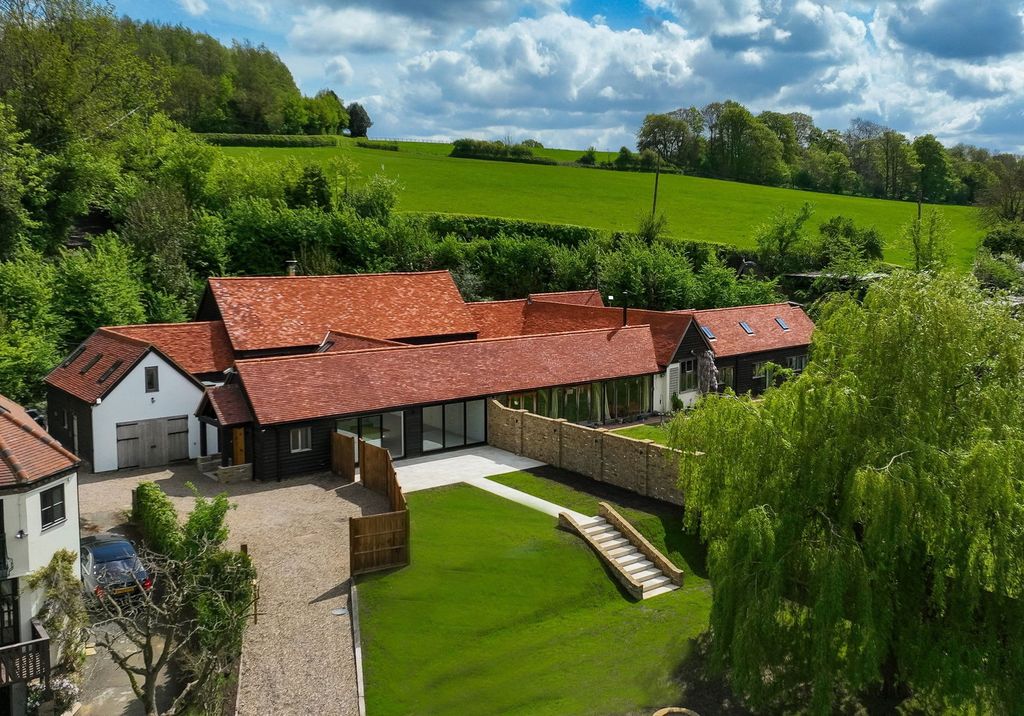 Property photo 1 of 22