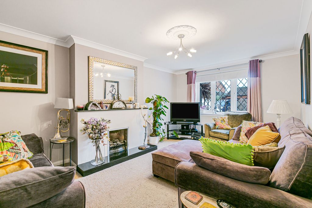 Property photo 2 of 21 Reception Room