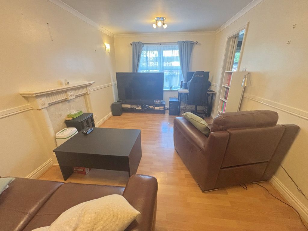 Property photo 2 of 7 Photo 5